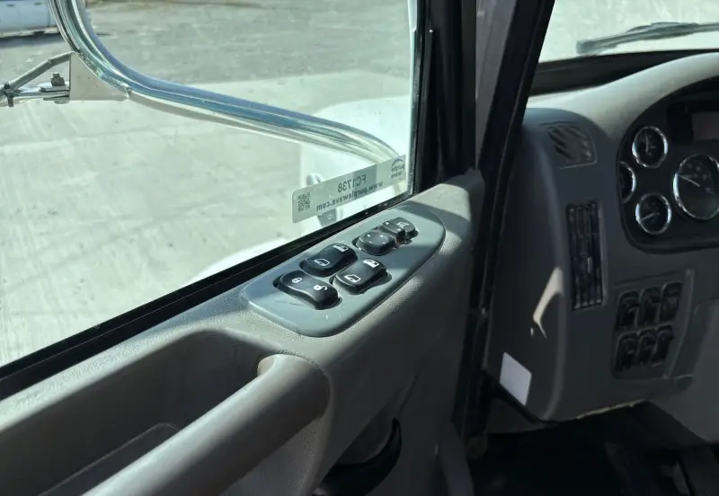 2018 Peterbilt 337 photo 63