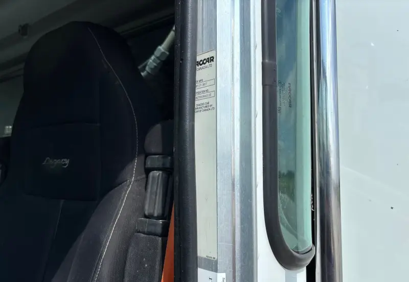 2018 Peterbilt 337 photo 120