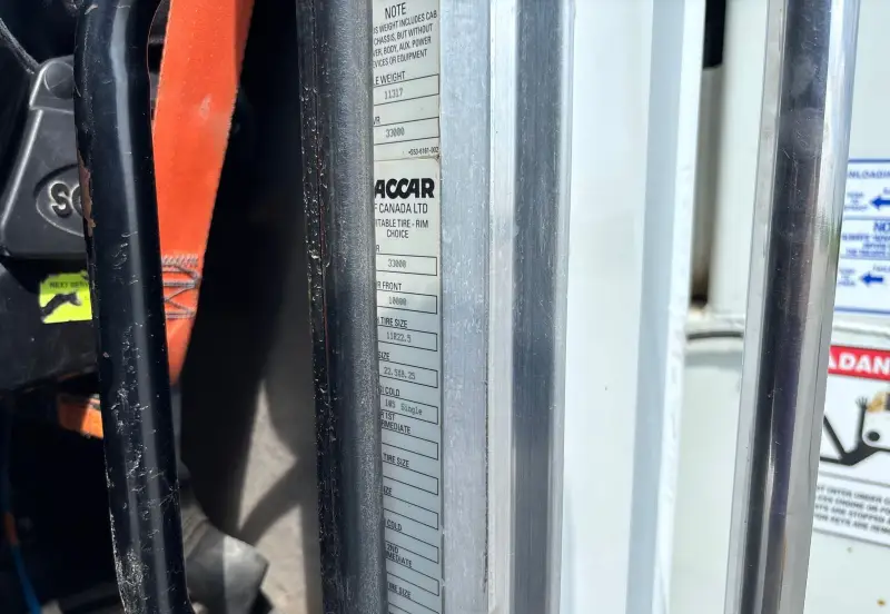 2018 Peterbilt 337 photo 122