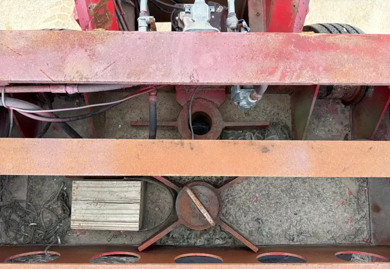 1980 Cozad 80 Ton photo 32