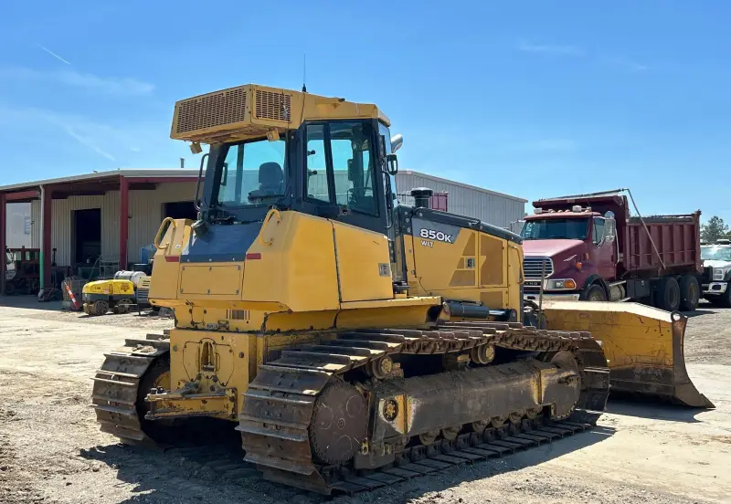 2012 John Deere 850K WLT photo 5