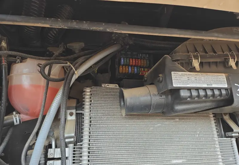 2017 Thor Motor Coach Stripped photo 106