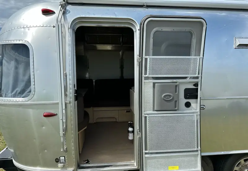 2019 Airstream Flying Cloud photo 79