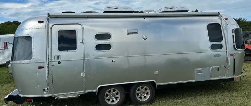 2019 Airstream Flying Cloud photo 4