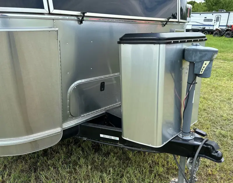 2019 Airstream Flying Cloud photo 11