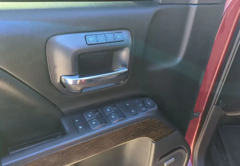 2018 GMC Sierra 1500 Denali photo 10