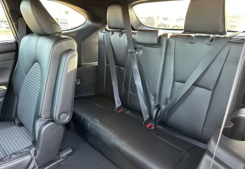 2022 Toyota Highlander photo 52