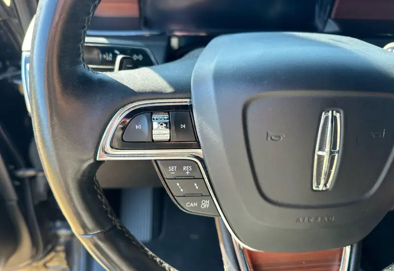 2021 Lincoln Navigator photo 24