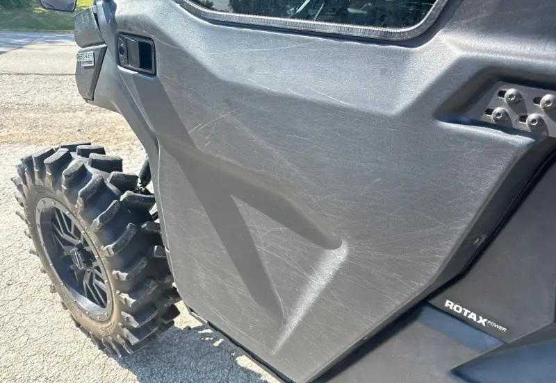 2019 Can-Am Defender photo 9