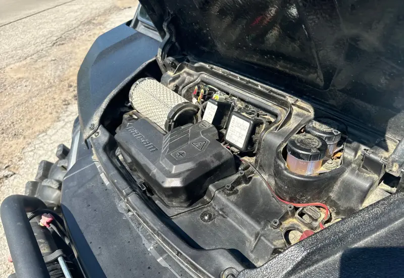 2019 Can-Am Defender photo 40