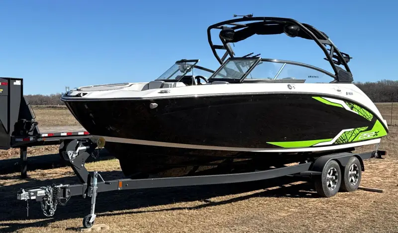 2021 Yamaha 252XE photo 1