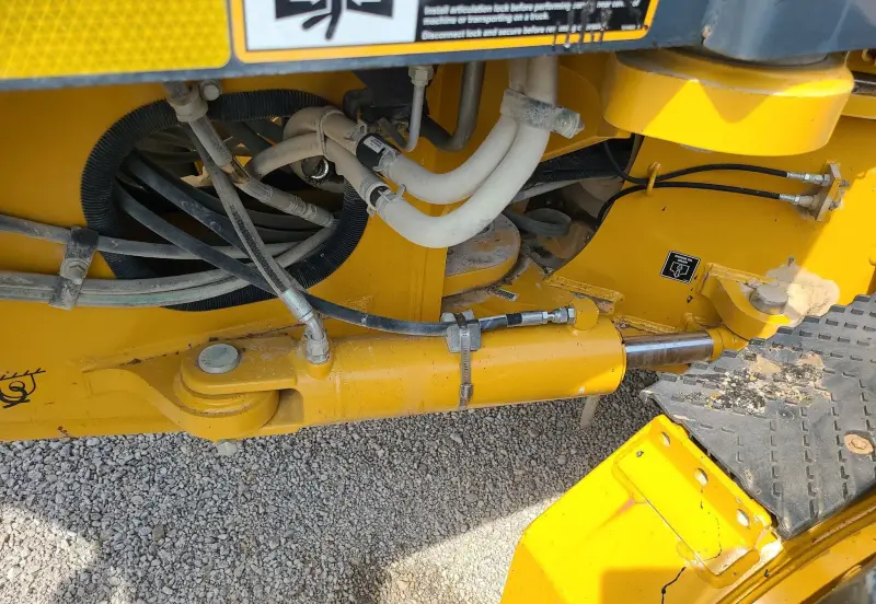 2016 John Deere 770G photo 58
