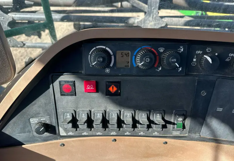 2009 John Deere 4730 photo 35