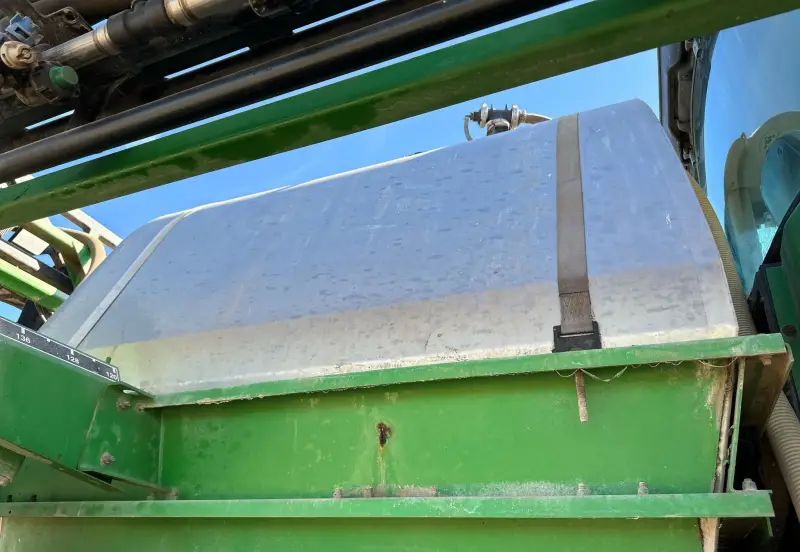 2009 John Deere 4730 photo 32