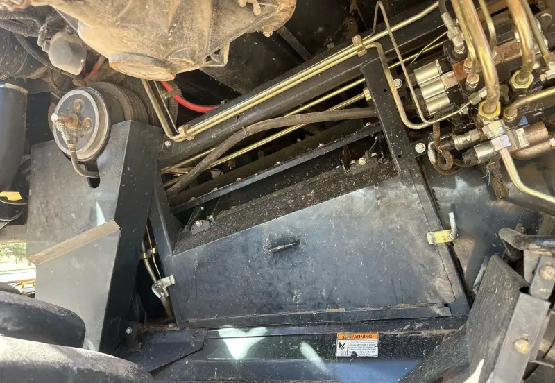2010 New Holland CR9060 photo 44