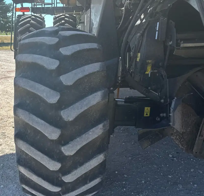 2010 New Holland CR9060 photo 94