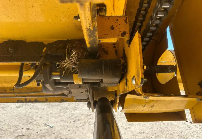 2010 New Holland CR9060 photo 58