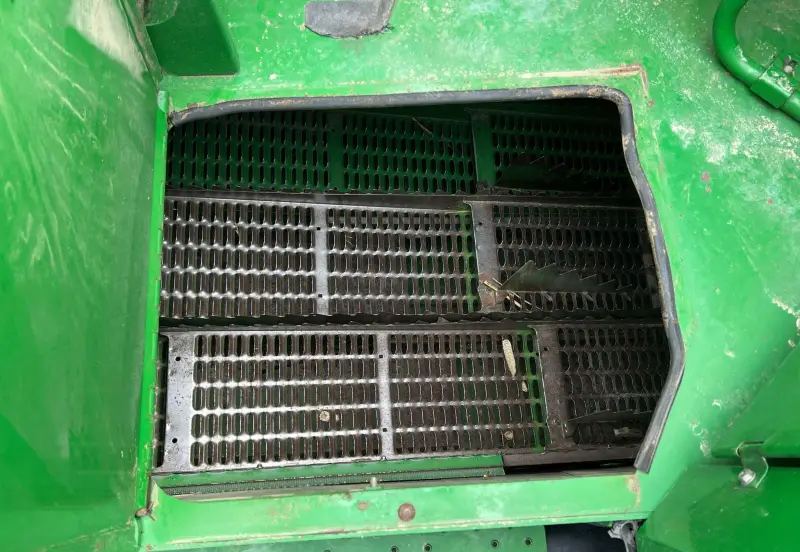 2001 John Deere 9550 photo 70