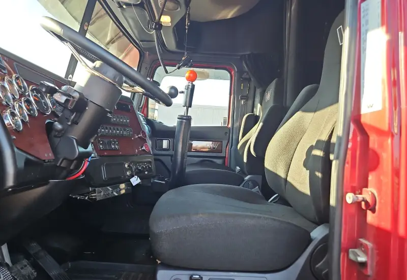 2020 Western Star 4900EX photo 24