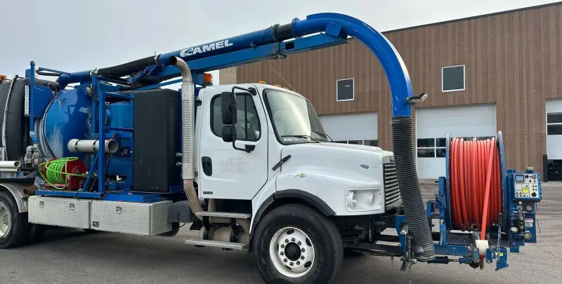 2007 Freightliner Business Class M2 106 photo 28