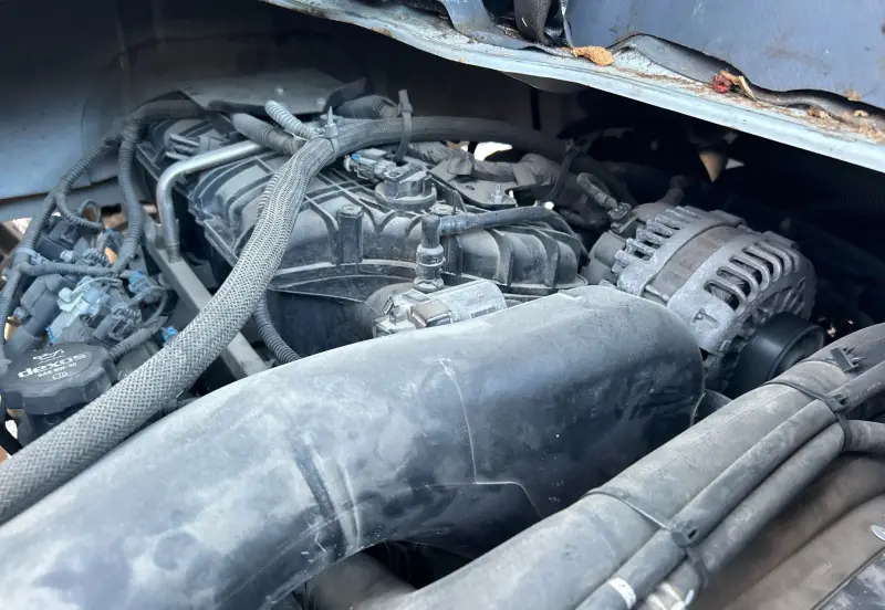 2019 Isuzu NPR HD photo 59