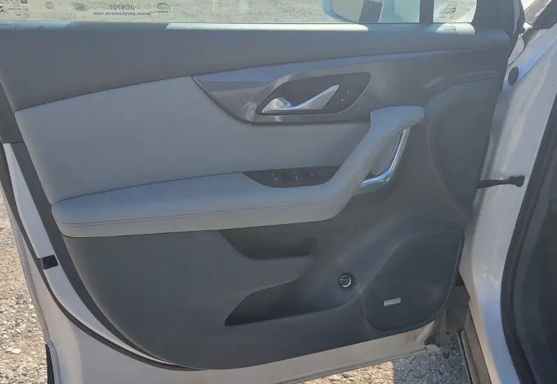 2020 Chevrolet Blazer photo 11