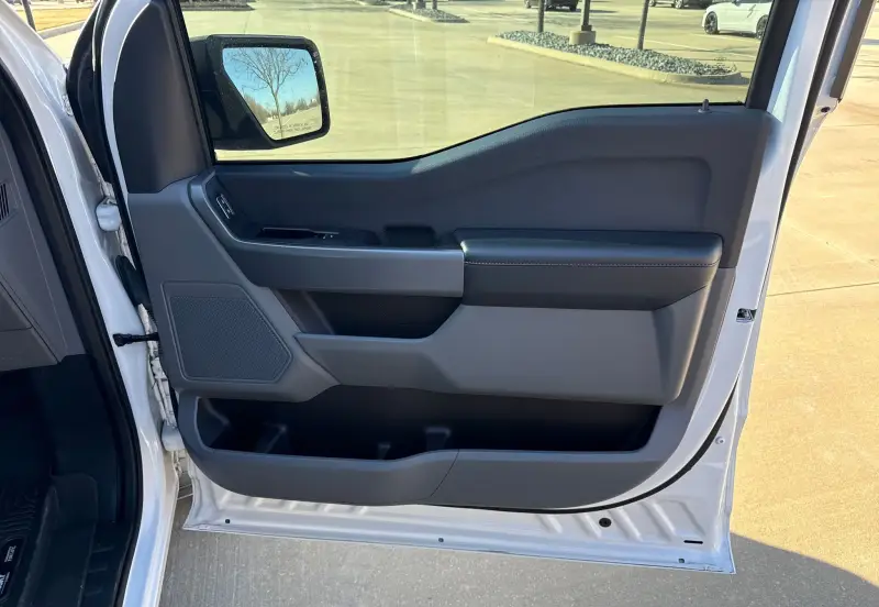 2022 Ford F150 photo 38