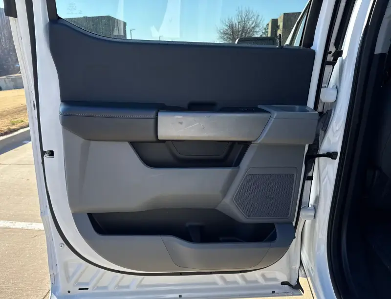 2022 Ford F150 photo 43