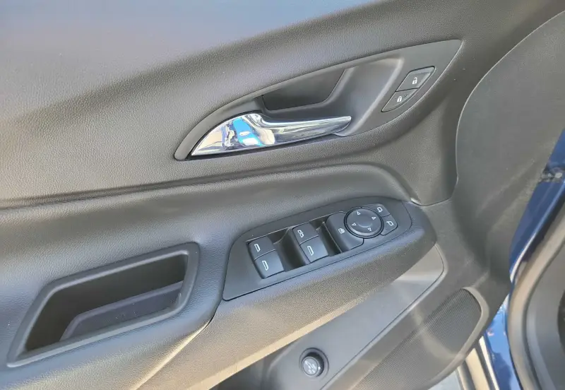 2023 Chevrolet Equinox photo 19