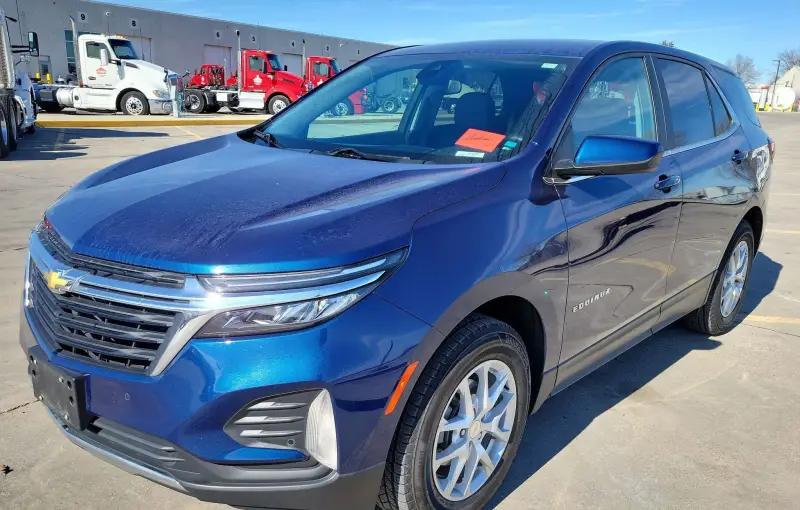 2023 Chevrolet Equinox photo 1