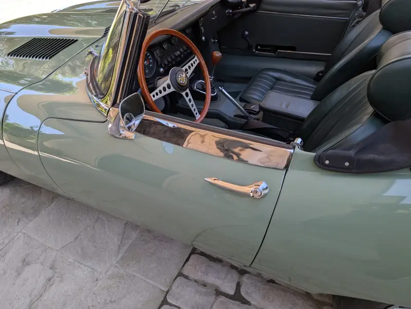 1970 Jaguar E-Type Series II Roadster photo 13
