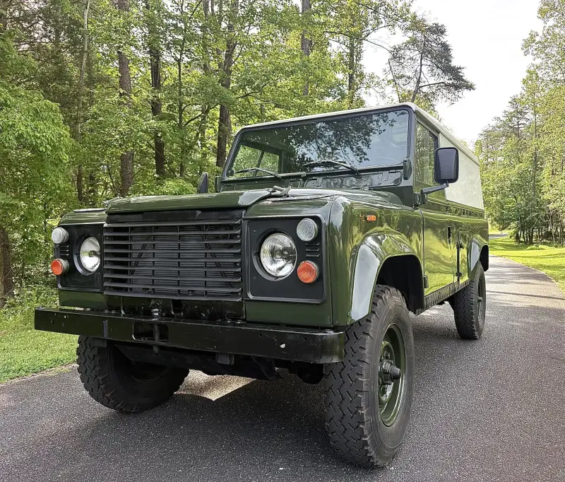 1990 Land Rover Defender 110 V8 photo 39