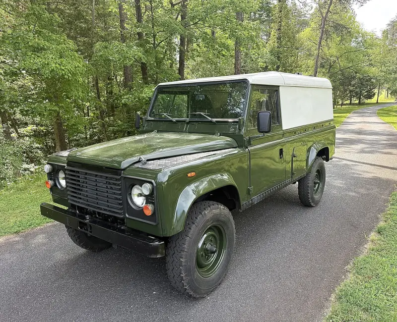 1990 Land Rover Defender 110 V8 photo 33