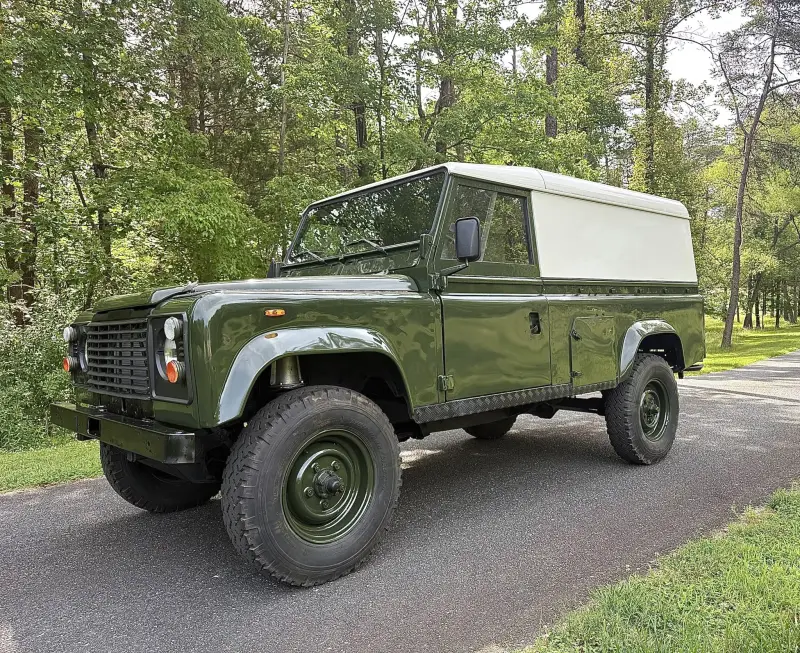 1990 Land Rover Defender 110 V8 photo 30