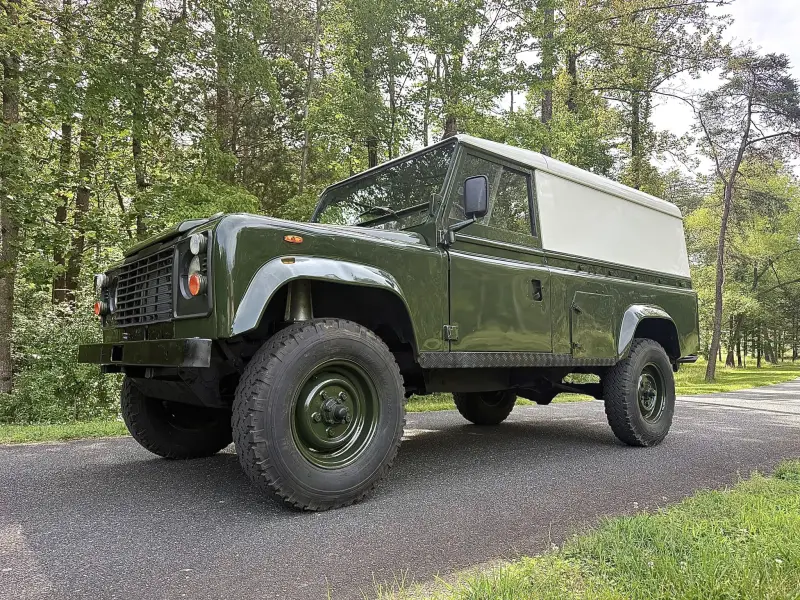 1990 Land Rover Defender 110 V8 photo 31