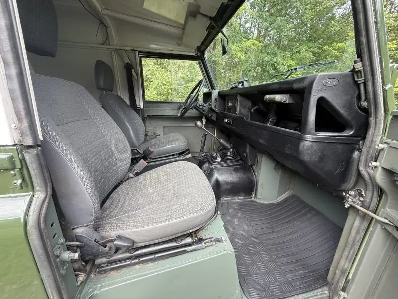 1990 Land Rover Defender 110 V8 photo 53