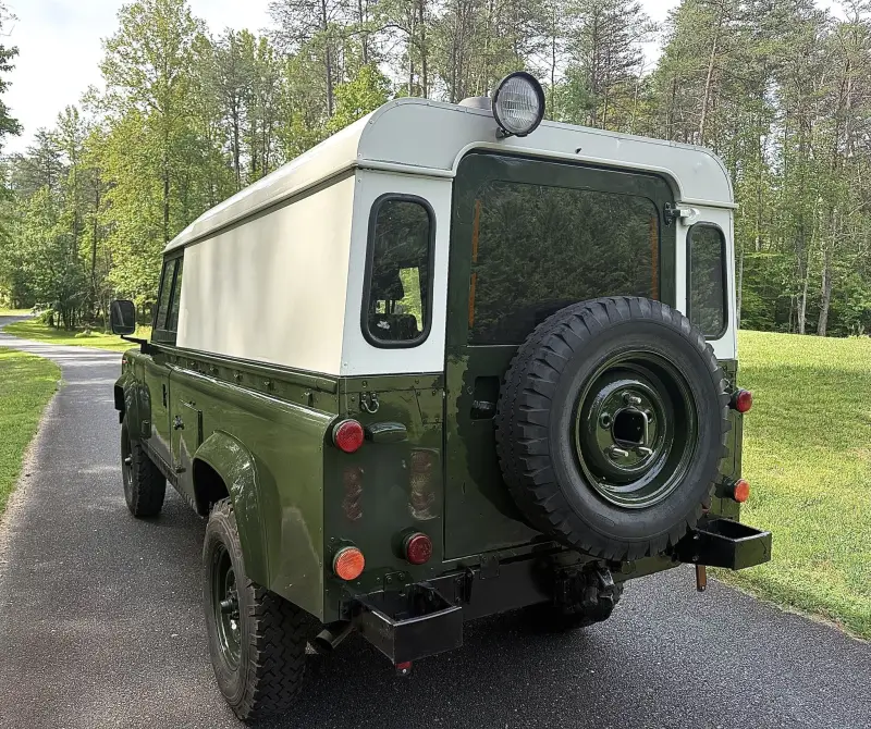 1990 Land Rover Defender 110 V8 photo 24