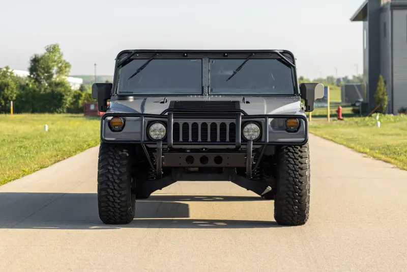 1998 AM General M998 HMMWV photo 14