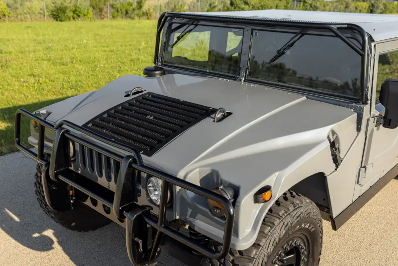 1998 AM General M998 HMMWV photo 20