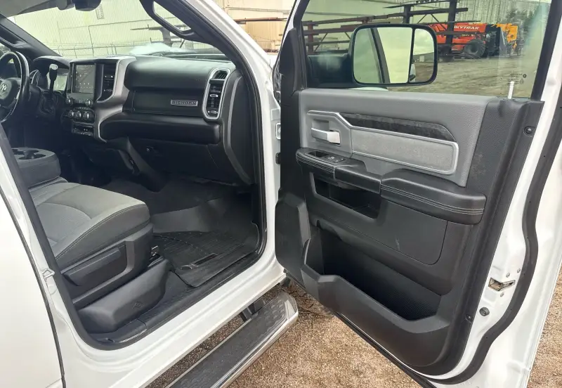 2022 Dodge Ram 2500 Big Horn photo 31