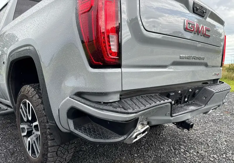 2024 GMC Sierra 1500 photo 9