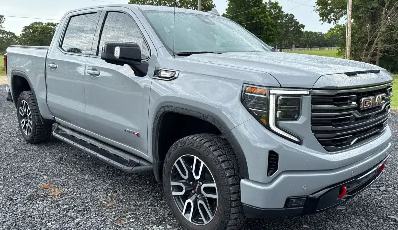 2024 GMC Sierra 1500 photo 3