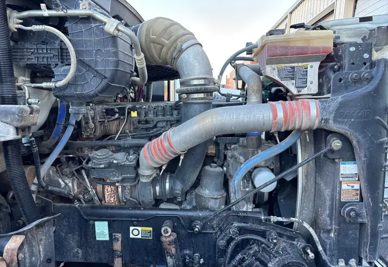 2017 Peterbilt 567 photo 63
